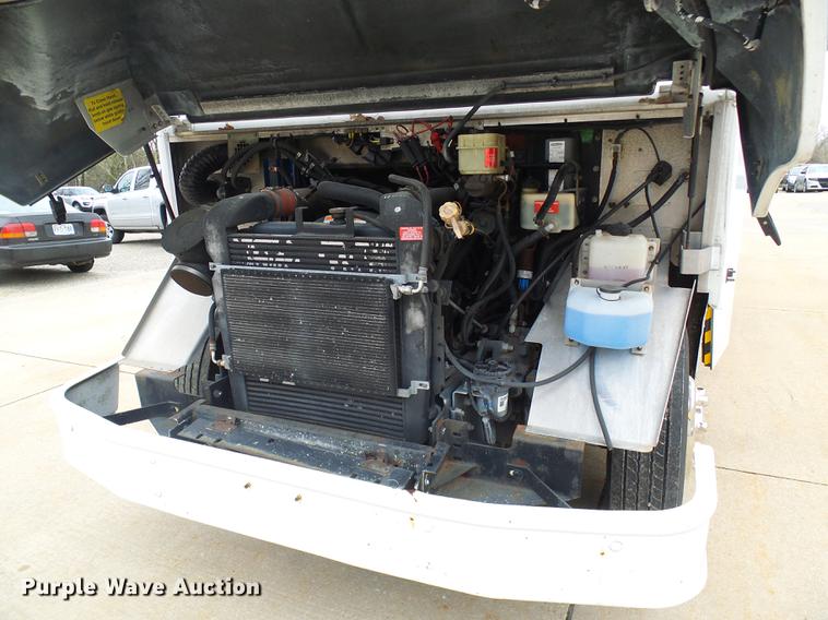 image for item DF7179 2003 Freightliner MT55 DWI/DUI enforcement/command center truck