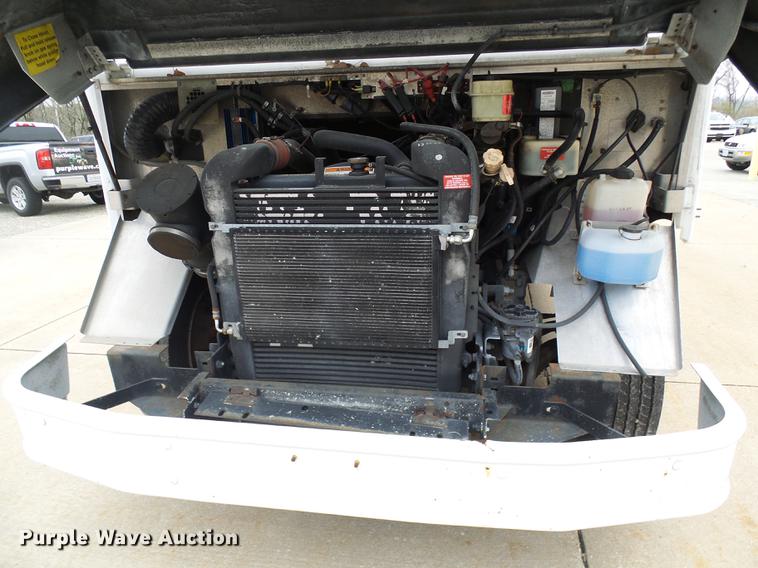 image for item DF7179 2003 Freightliner MT55 DWI/DUI enforcement/command center truck