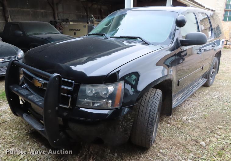 image for item DF7753 2011 Chevrolet Tahoe Police SUV