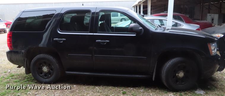 image for item DF7753 2011 Chevrolet Tahoe Police SUV