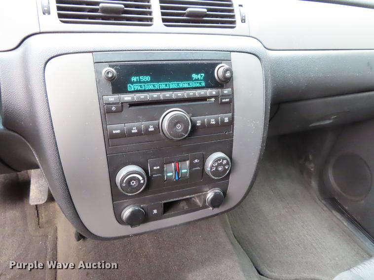 image for item DF7753 2011 Chevrolet Tahoe Police SUV