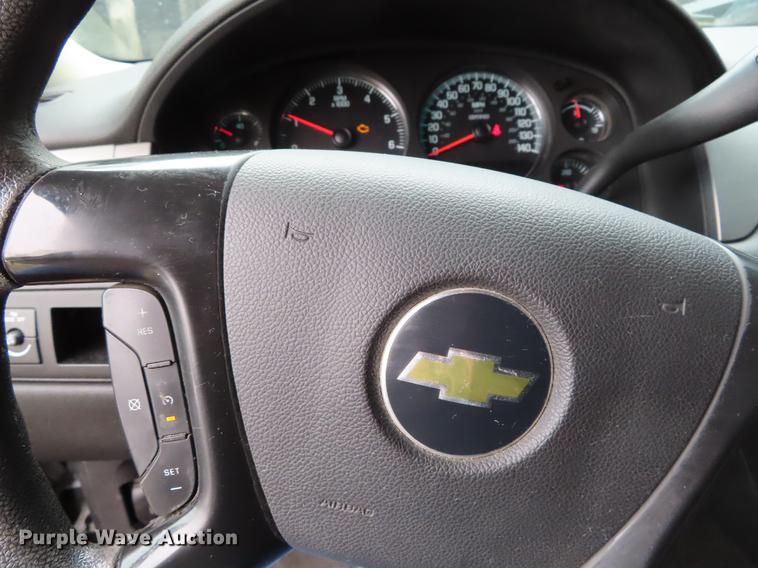 image for item DF7753 2011 Chevrolet Tahoe Police SUV