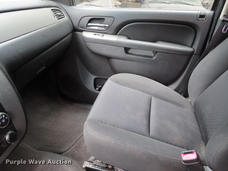 image for item DF7753 2011 Chevrolet Tahoe Police SUV