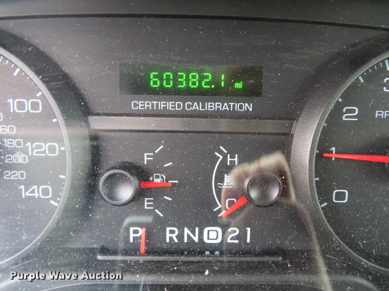 image for item DF7761 2009 Ford Crown Victoria Police Interceptor