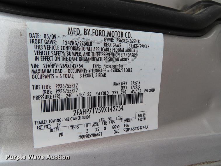 image for item DF7761 2009 Ford Crown Victoria Police Interceptor