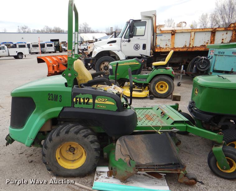 image for item DF7768 John Deere 997 ZTrak ZTR lawn mower
