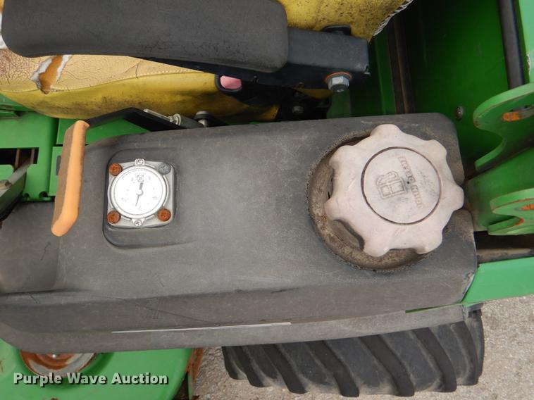 image for item DF7768 John Deere 997 ZTrak ZTR lawn mower