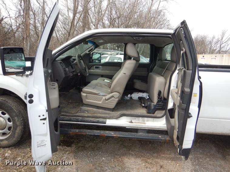 image for item DF7771 2010 Ford F150 SuperCab pickup truck