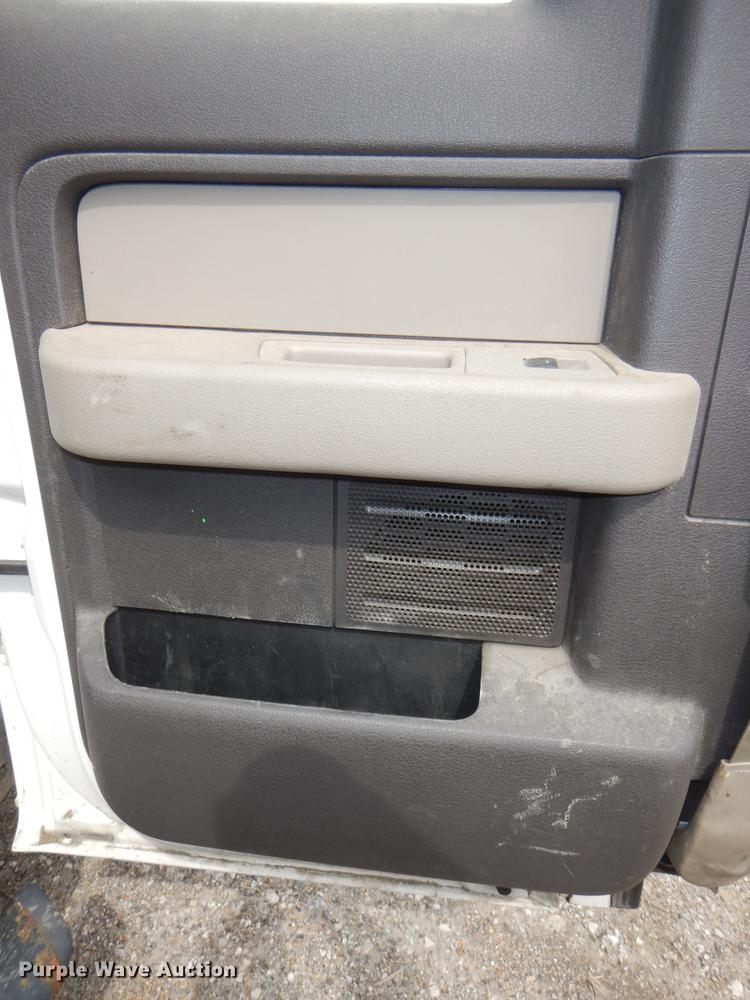 image for item DF7771 2010 Ford F150 SuperCab pickup truck