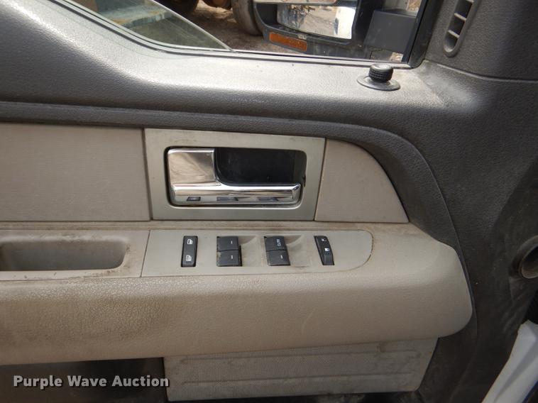 image for item DF7771 2010 Ford F150 SuperCab pickup truck