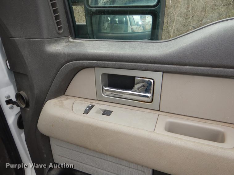 image for item DF7771 2010 Ford F150 SuperCab pickup truck