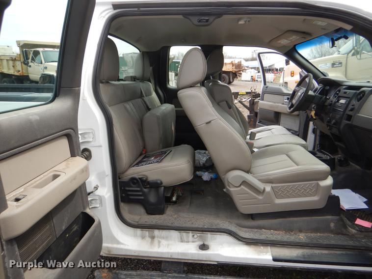 image for item DF7771 2010 Ford F150 SuperCab pickup truck