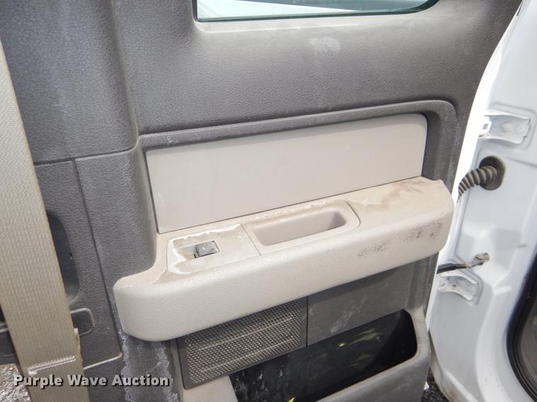 image for item DF7771 2010 Ford F150 SuperCab pickup truck