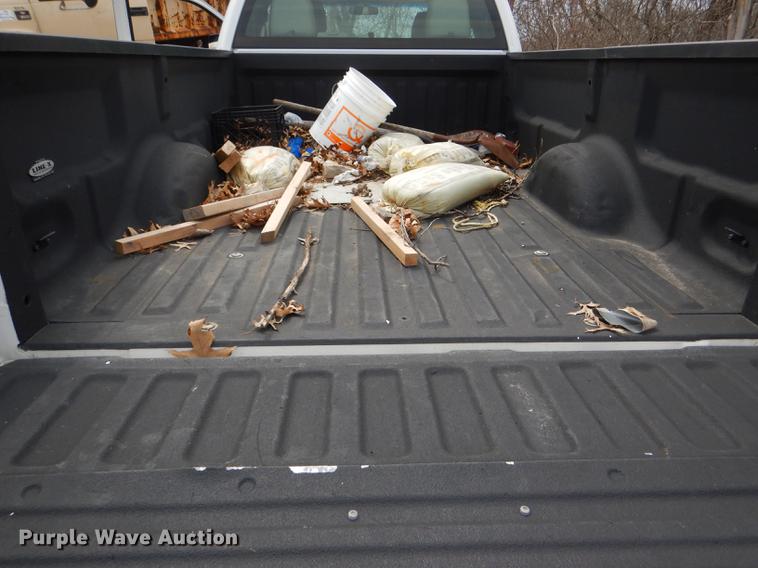 image for item DF7771 2010 Ford F150 SuperCab pickup truck