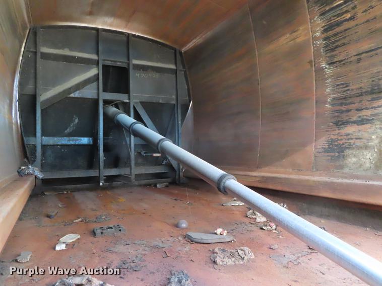 image for item DF7789 2011 Freightliner Business Class M2 refuse truck