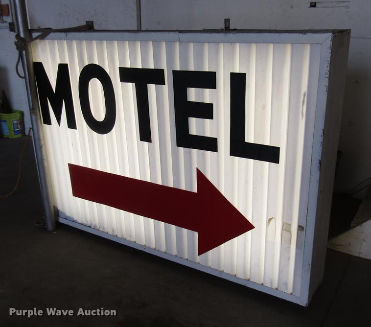 image for item DF7932 Motel sign