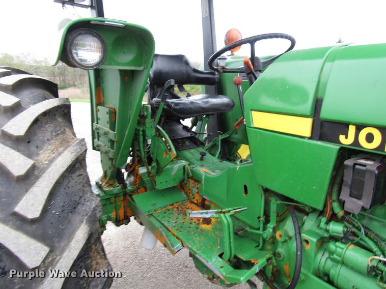 image for item DF7946 John Deere 2555 tractor