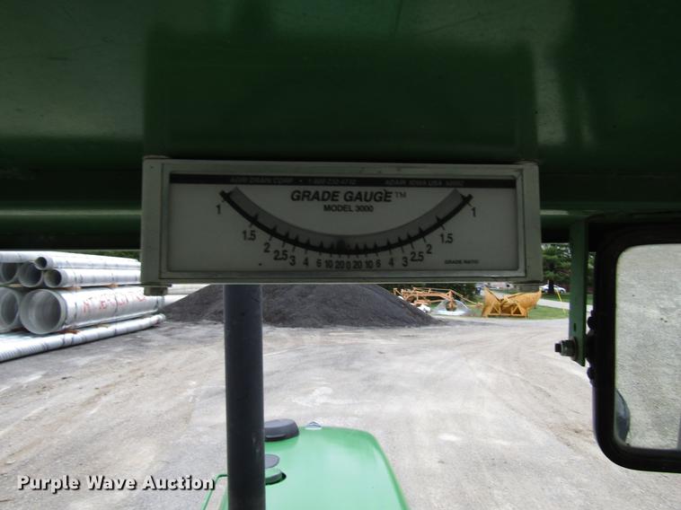 image for item DF7946 John Deere 2555 tractor