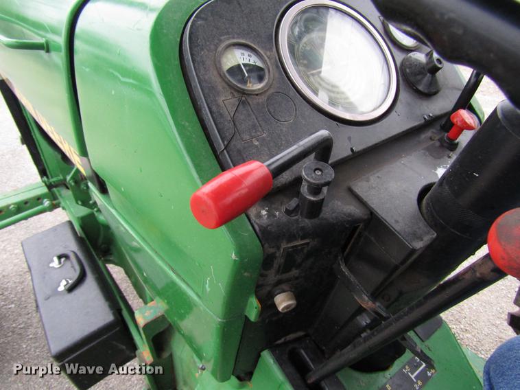 image for item DF7946 John Deere 2555 tractor