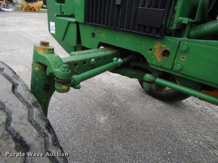 image for item DF7946 John Deere 2555 tractor