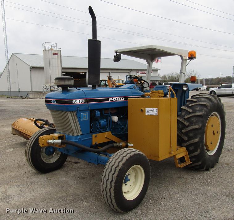 image for item DF7947 1985 Ford 6610 tractor