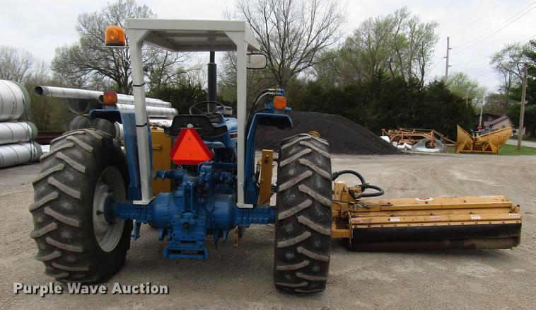 image for item DF7947 1985 Ford 6610 tractor