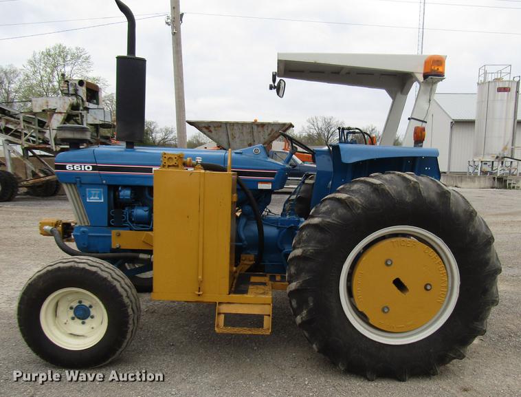 image for item DF7947 1985 Ford 6610 tractor