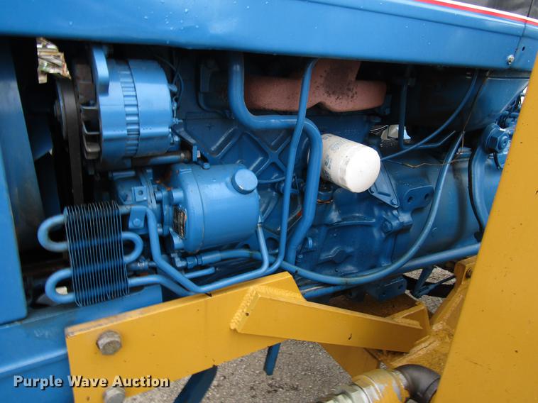 image for item DF7947 1985 Ford 6610 tractor