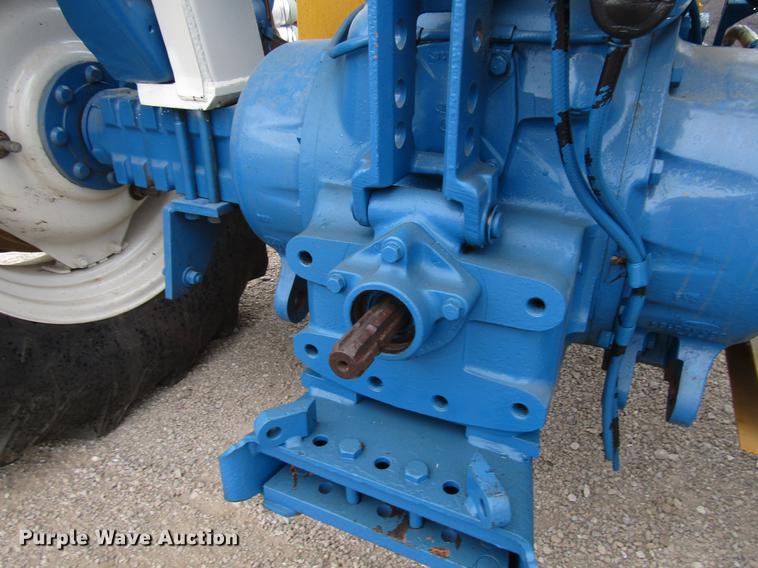image for item DF7947 1985 Ford 6610 tractor