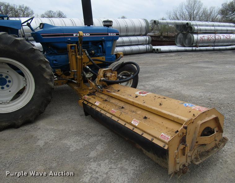 image for item DF7947 1985 Ford 6610 tractor