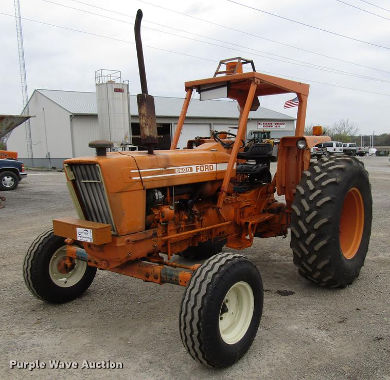image for item DF7948 Ford 6600 tractor