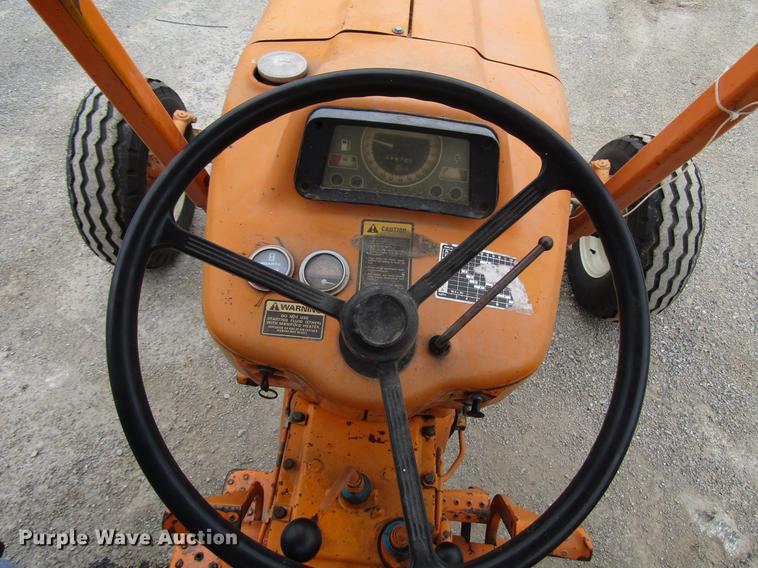 image for item DF7948 Ford 6600 tractor