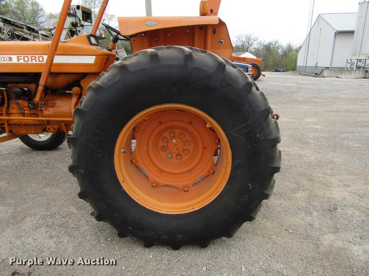 image for item DF7948 Ford 6600 tractor