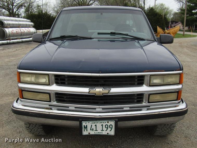 image for item DF7949 1996 Chevrolet K1500 pickup truck