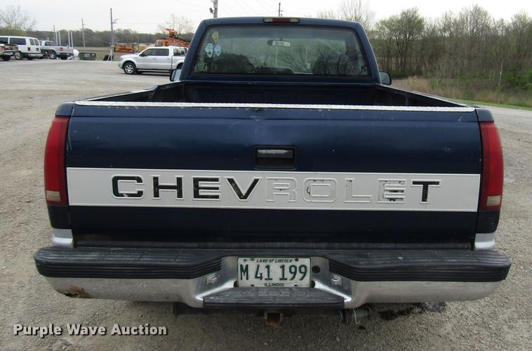 image for item DF7949 1996 Chevrolet K1500 pickup truck