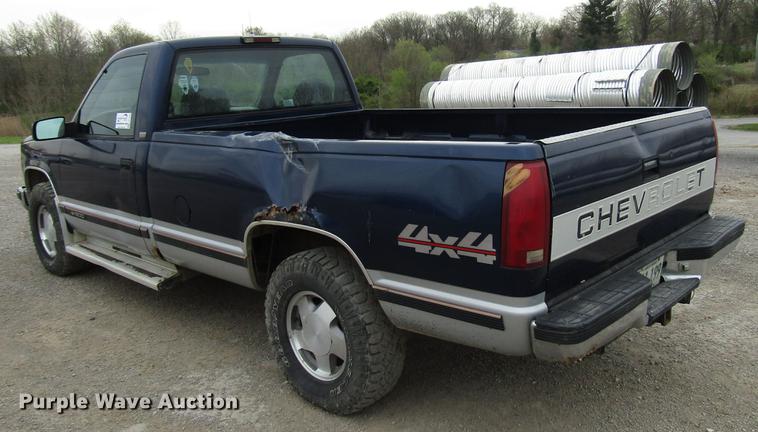 image for item DF7949 1996 Chevrolet K1500 pickup truck