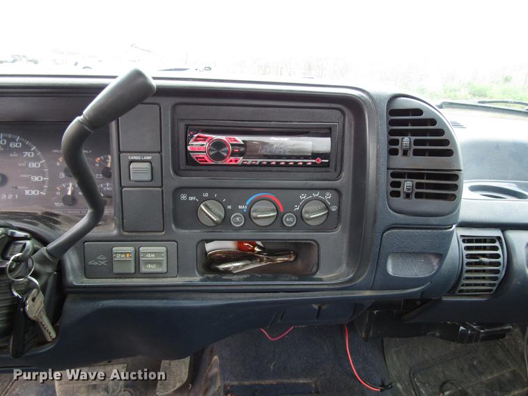 image for item DF7949 1996 Chevrolet K1500 pickup truck