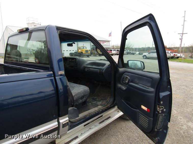 image for item DF7949 1996 Chevrolet K1500 pickup truck