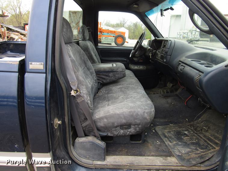 image for item DF7949 1996 Chevrolet K1500 pickup truck