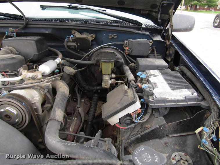 image for item DF7949 1996 Chevrolet K1500 pickup truck