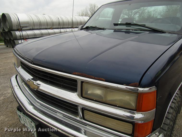 image for item DF7949 1996 Chevrolet K1500 pickup truck