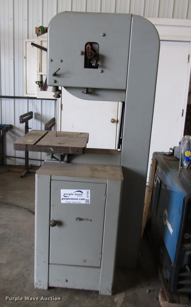 image for item DF7952 Delta vertical bandsaw