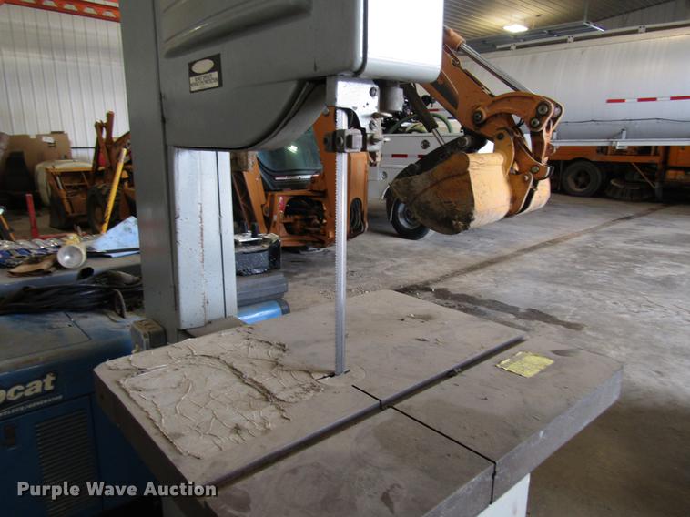 image for item DF7952 Delta vertical bandsaw