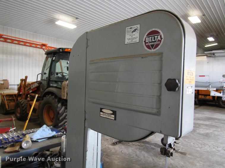 image for item DF7952 Delta vertical bandsaw