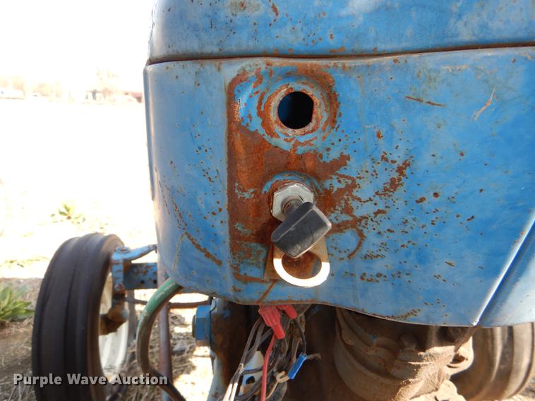 image for item DG0922 Ford DA224C 4600 tractor