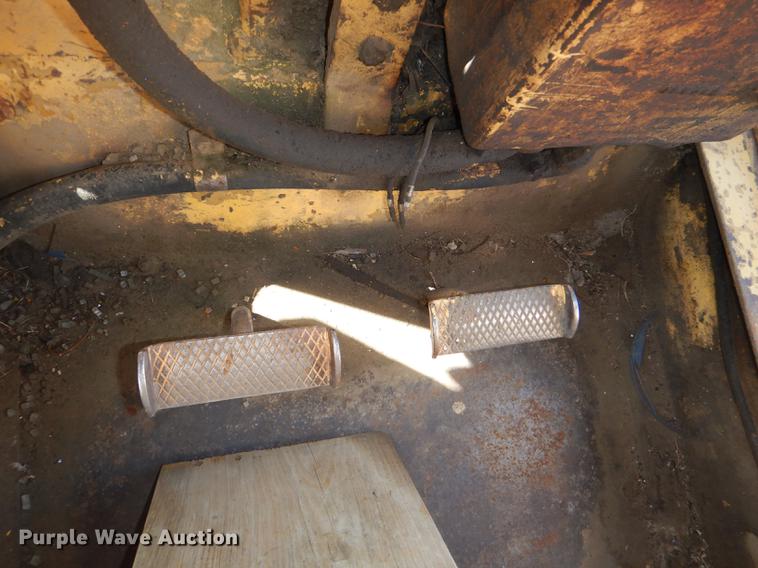 image for item DG0923 Allis Chalmers rigid frame motor grader