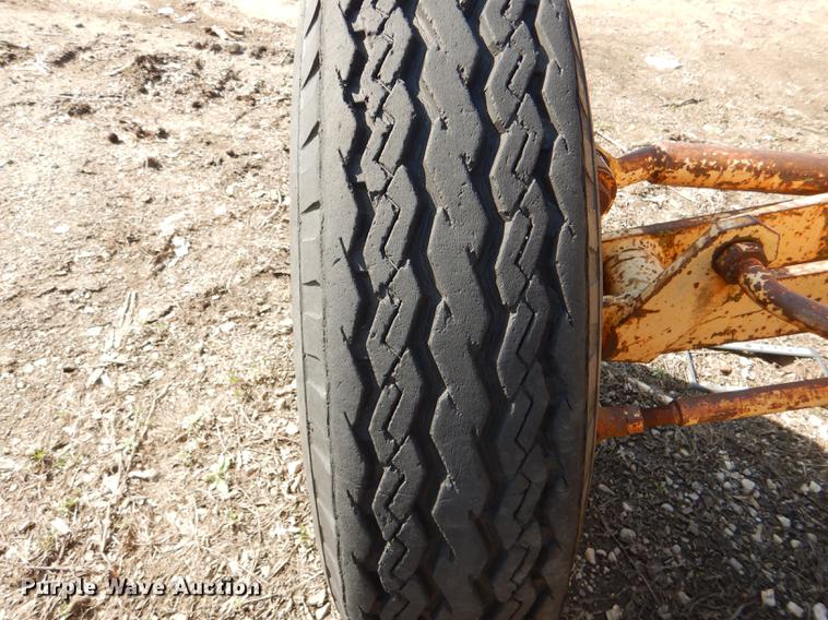 image for item DG0923 Allis Chalmers rigid frame motor grader