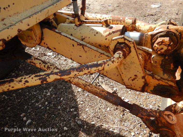 image for item DG0923 Allis Chalmers rigid frame motor grader