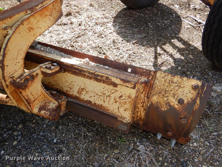 image for item DG0923 Allis Chalmers rigid frame motor grader