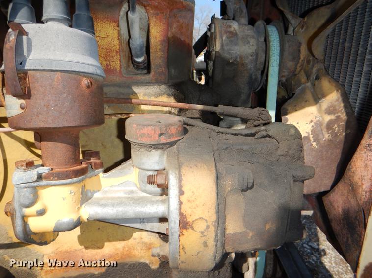 image for item DG0923 Allis Chalmers rigid frame motor grader